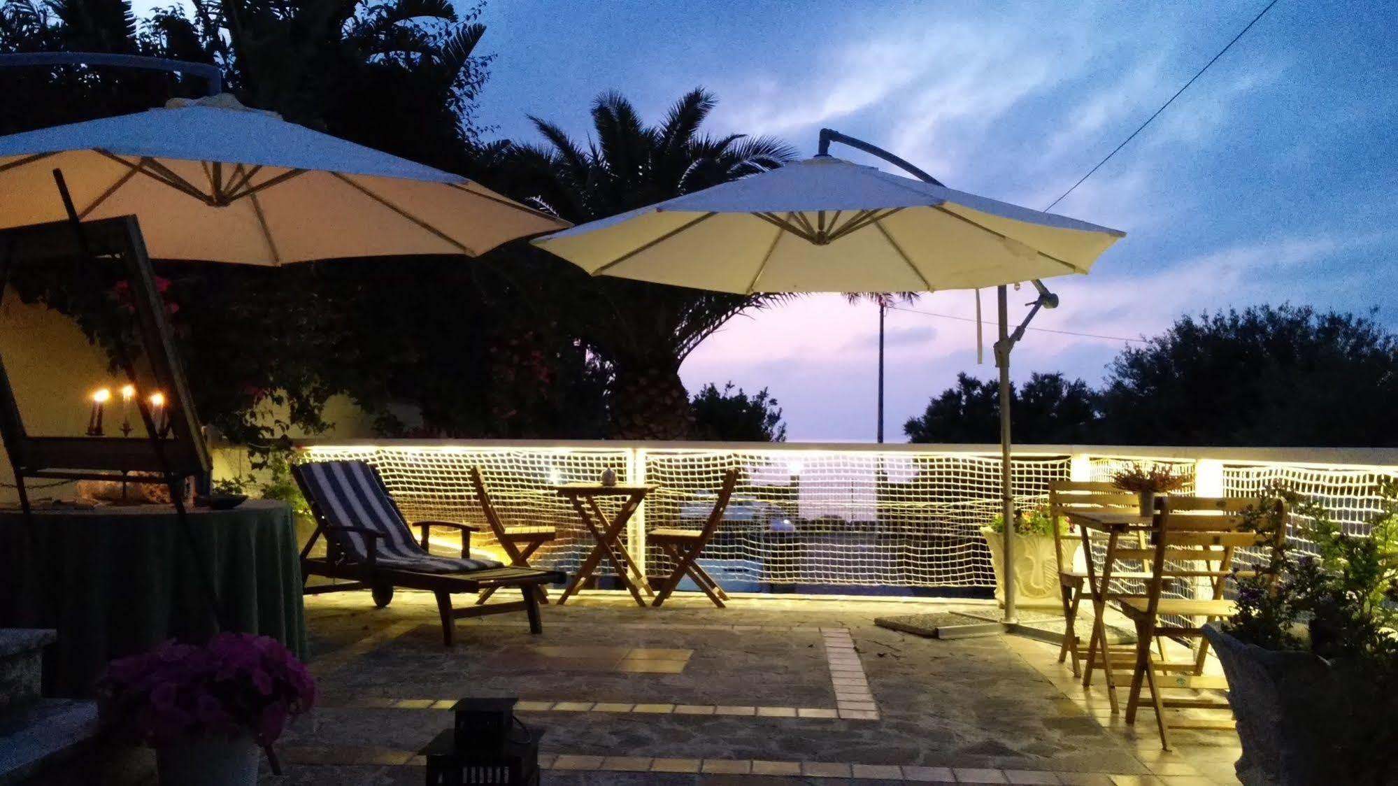 La Casa A Mare B&B Messina Exterior foto